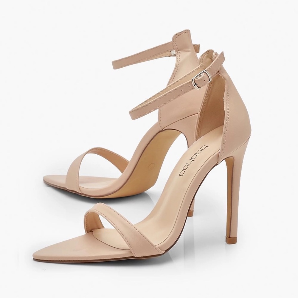 BRAND NEW BOOHOO HEELS